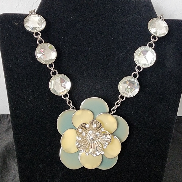 Auth Miu Miu Crystal Flower Yellow and Pale Blue Necklace - Picture 7 of 11
